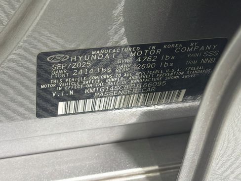 Used 2026 Genesis G70 2.5T RWD image 12