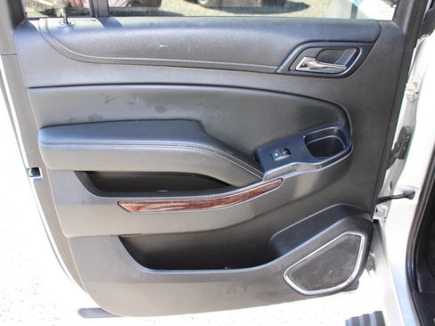 Used 2015 GMC Yukon XL SLT w/ Open Road Package image 29