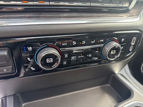 Used 2024 Chevrolet Silverado 1500 LTZ w/ Technology Package image 17