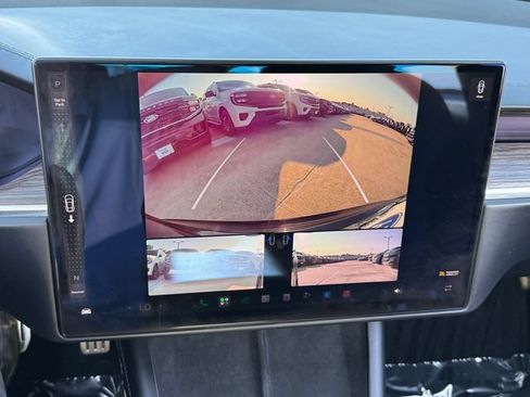 Used 2022 Tesla Model S AWD/4WD image 24