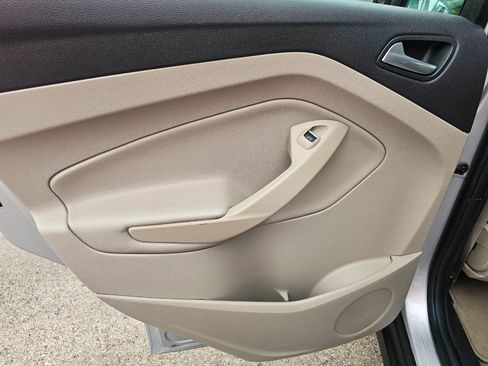 Used 2014 Ford C-MAX SE image 23