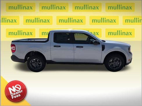 New 2026 Ford Maverick XLT image 2