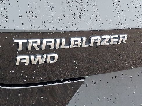 Used 2023 Chevrolet TrailBlazer LT w/ Convenience Package image 31