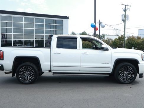 Used 2017 GMC Sierra 1500 Denali w/ Denali Ultimate Package image 4