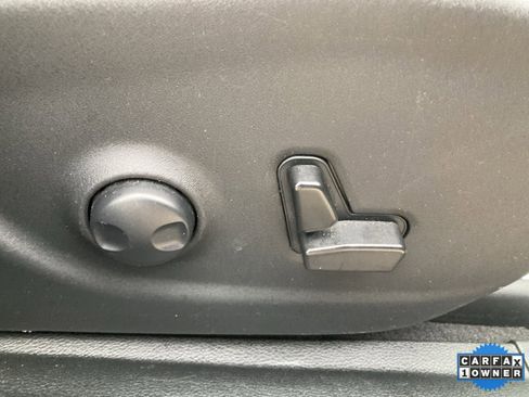 Used 2023 Jeep Cherokee Altitude Lux image 35