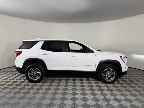 Used 2025 GMC Terrain Elevation AWD/4WD image 7