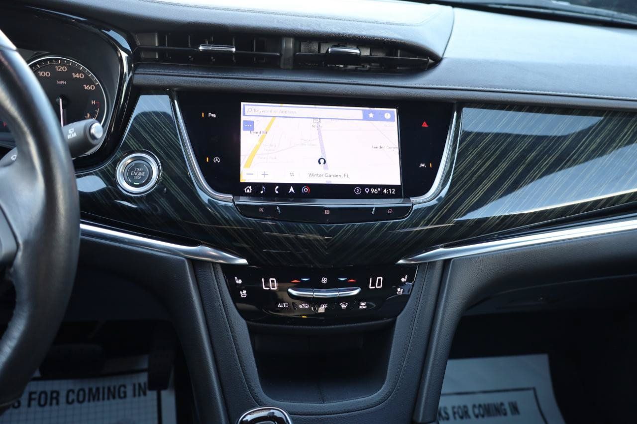 Used 2020 Cadillac XT6 Premium Luxury AWD/4WD image 11