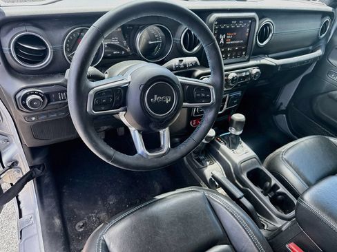 Certified 2023 Jeep Wrangler Unlimited Rubicon 4xe w/ Cold Weather Group AWD/4WD image 10