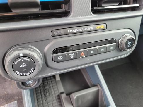 New 2025 Ford Maverick Lobo image 28