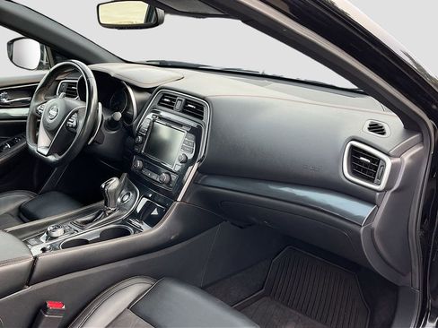 Used 2021 Nissan Maxima SR w/ Sport Mat Group FWD image 33