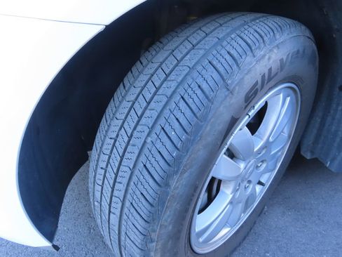 Used 2016 Chevrolet Sonic LT image 14