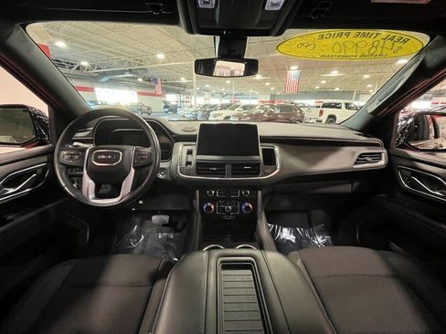 Certified 2022 GMC Yukon SLE image 17