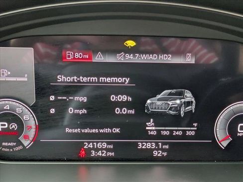 Used 2023 Audi Q5 2.0T Premium Plus w/ Premium Plus Package AWD/4WD image 10