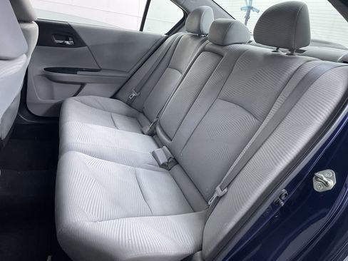 Used 2015 Honda Accord LX image 19
