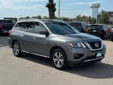 Used 2020 Nissan Pathfinder SL image 2