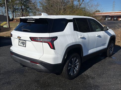 New 2026 Chevrolet Equinox LT w/ Convenience Package II image 5