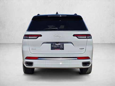 Used 2025 Jeep Grand Cherokee L Summit image 6