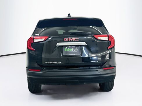 Used 2024 GMC Terrain SLE AWD/4WD image 7