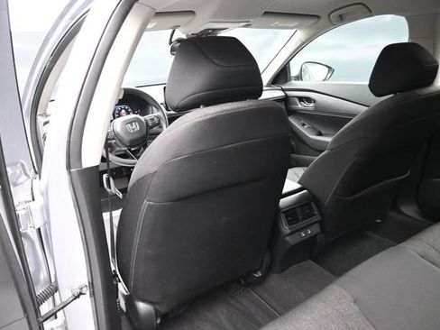 Certified 2025 Honda Accord LX image 15