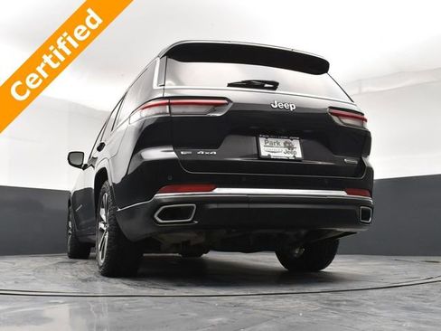 Certified 2023 Jeep Grand Cherokee L Overland image 18