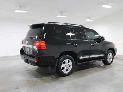 Used 2013 Toyota Land Cruiser AWD/4WD image 9