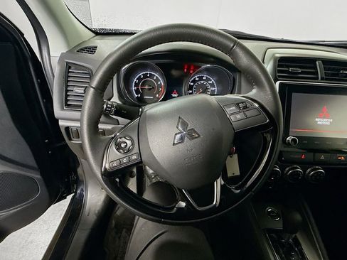 Used 2025 Mitsubishi Outlander Sport LE AWD/4WD image 11