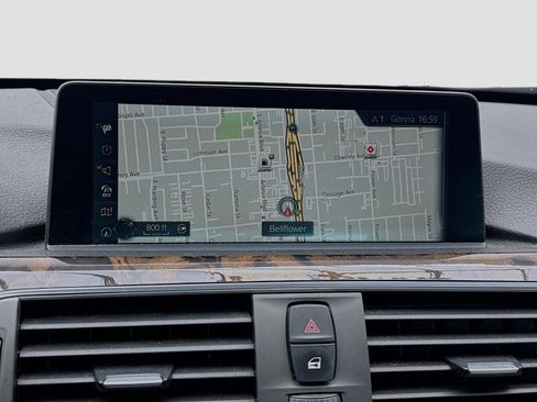 Used 2017 BMW 330i Sedan image 9