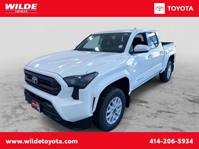 New 2025 Toyota Tacoma SR5