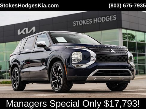 Used 2022 Mitsubishi Outlander SE AWD/4WD image 1