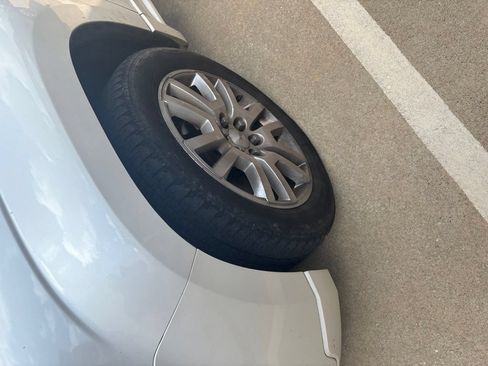 Used 2015 GMC Acadia Denali FWD image 2