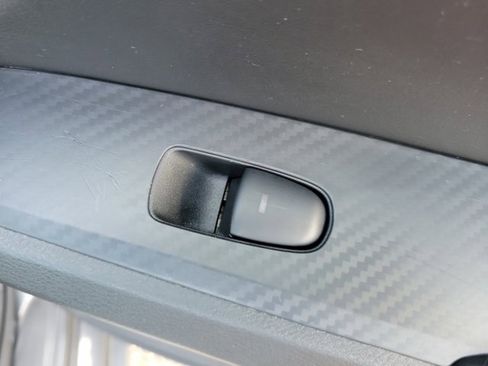 Used 2024 Nissan Altima 2.5 SV image 12