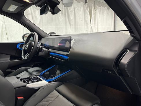 Used 2025 BMW X3 xDrive30i w/ M Sport Package image 60