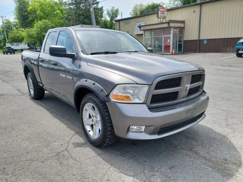 Used 2012 RAM 1500 Express AWD/4WD image 3