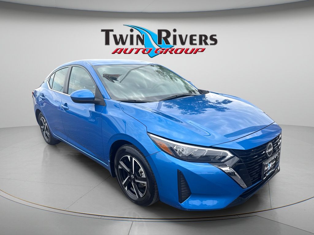 Used 2025 Nissan Sentra SV w/ All-Weather Package FWD image 6