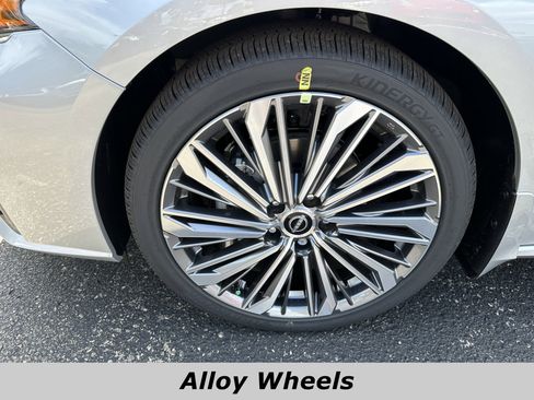 Used 2025 Nissan Altima 2.5 SL image 14