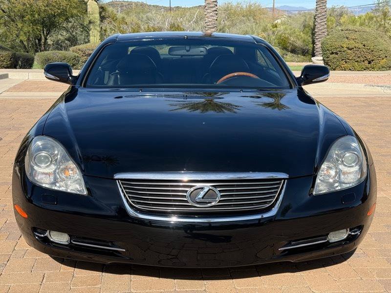 Used 2010 Lexus SC 430 Convertible RWD image 3