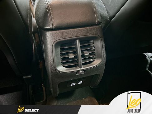 Used 2021 Jeep Cherokee Latitude Lux image 23