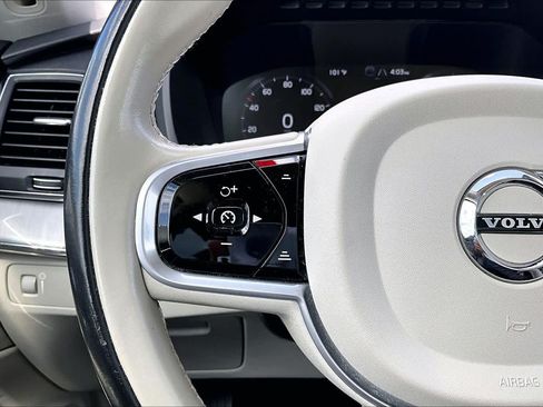 Used 2021 Volvo XC90 T5 Momentum w/ Protection Package Premier FWD image 24
