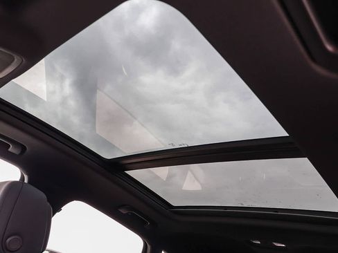 New 2025 Audi Q3 2.0T Premium image 35