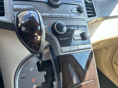 Used 2009 Toyota Venza FWD image 27