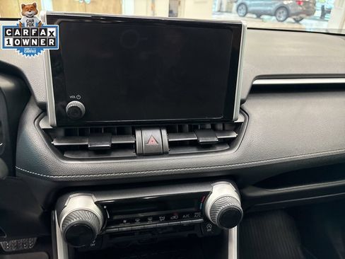 Used 2024 Toyota RAV4 LE AWD/4WD image 9