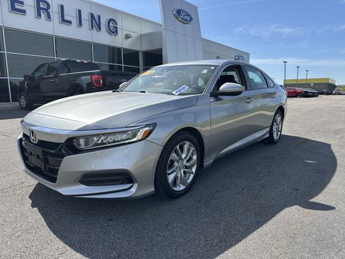 Used 2019 Honda Accord LX image 9