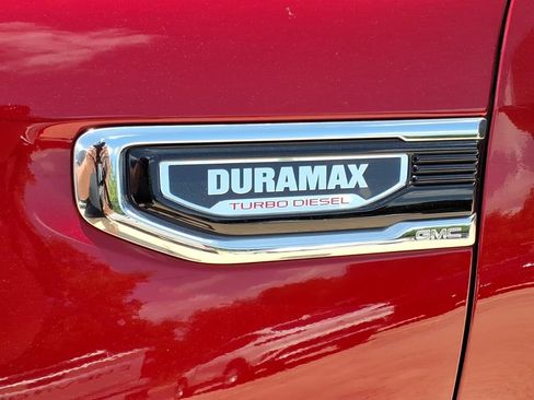 Used 2024 GMC Sierra 1500 Denali w/ Technology Package AWD/4WD image 10