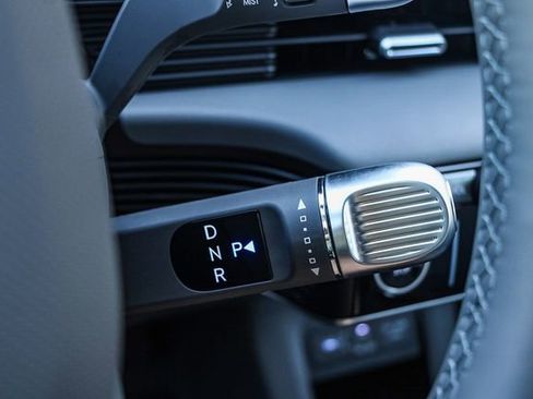 New 2026 Hyundai Ioniq 5 SEL image 25