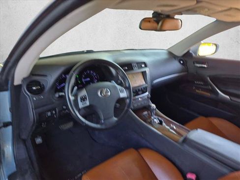 Used 2011 Lexus IS 250C w/ Luxury Pkg RWD image 9