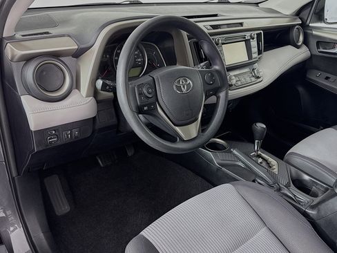 Used 2014 Toyota RAV4 XLE image 9