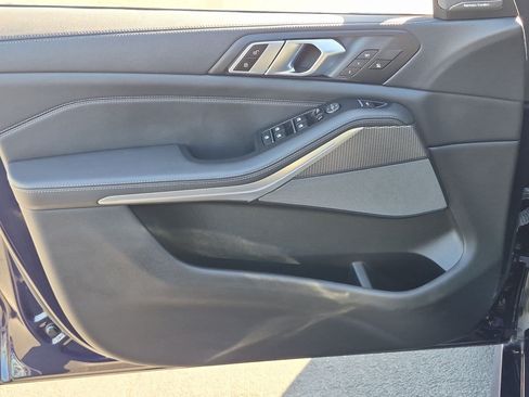 Used 2020 BMW X5 M50i w/ Parking Assistance Package AWD/4WD image 14