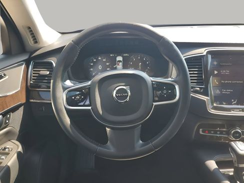 Used 2017 Volvo XC90 T5 Momentum w/ Vision Package image 22