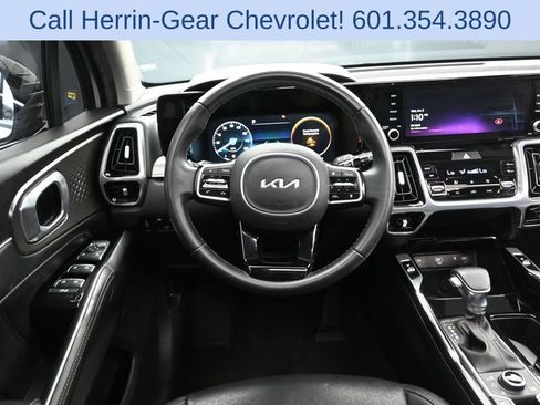 Used 2023 Kia Sorento SX AWD/4WD image 29