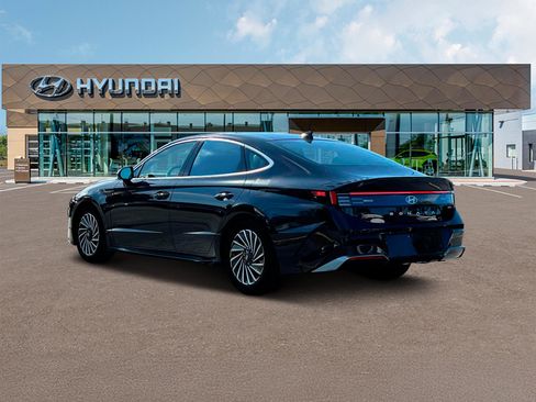 New 2024 Hyundai Sonata Limited FWD image 5